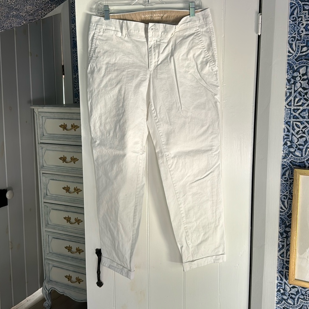 Banana Republic City Chino Roll-Up